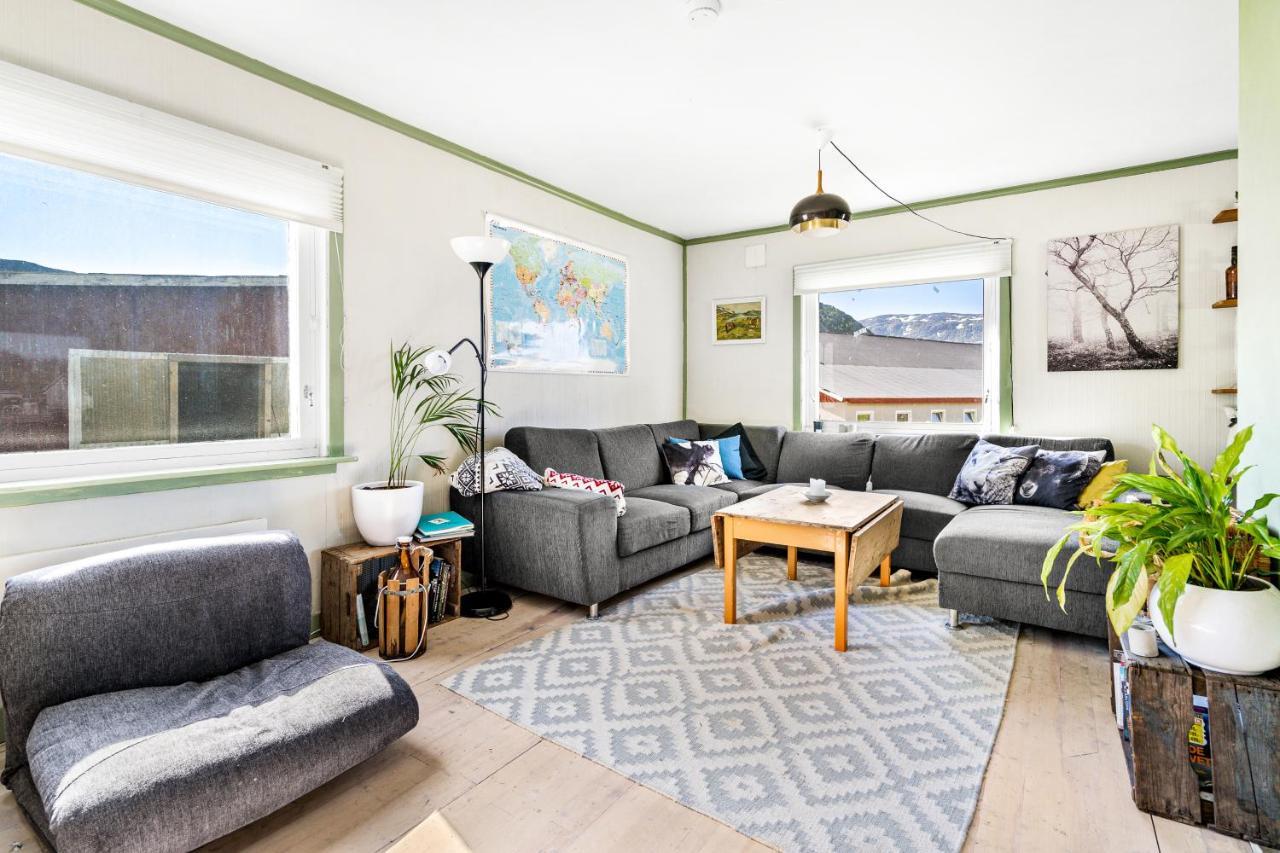 Storjord Farmstay Ranchhouse Kvaloya Dış mekan fotoğraf